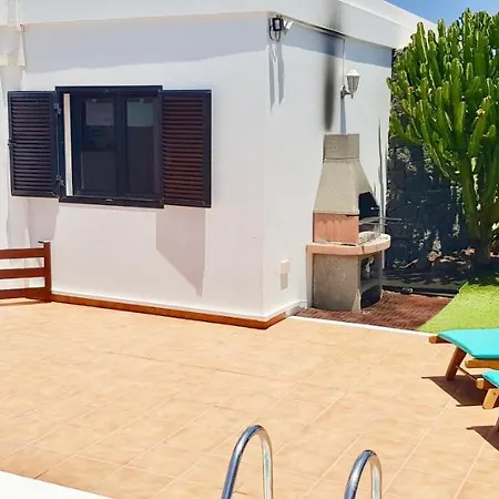 Arianne Villa Playa Blanca